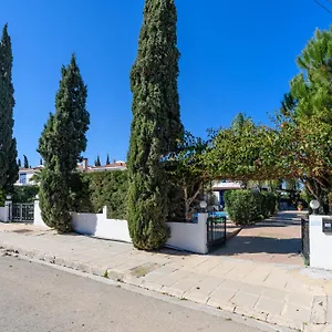 https://villa-odysseus.protaras-cy-hotels.com